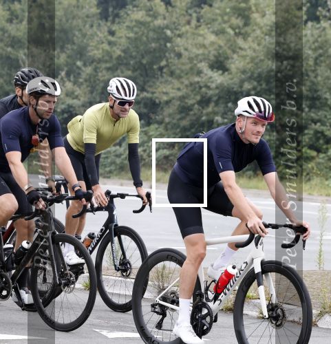 Blaricum 4 september 2024
Fietstocht met allemaal specialized S Works fietsen vanaf Blushing Blaricum van Gordon .
Oa doen mee , Winston Gerschtanowitz Louis Talpe Mark Tuitert Laurens ten Dam Roxane Knetemann Thomas v d Vlucht Johan Museeuw Thomas Dekker Ireen Wust Erben Wennemars  Joy Beune en haar partner Kjeld Nuis .