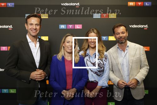 Schiphol 31 september 2024
Winterpresentatie RTL / Videoland in een tent achter Hotel v d Valk bij Schiphol . Sven Sauve Ilse Oppeneer Ellen van den Berghe en Peter van der Vorst