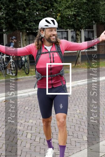 Blaricum 4 september 2024
Fietstocht met allemaal specialized S Works fietsen vanaf Blushing Blaricum van Gordon .
Oa doen mee , Winston Gerschtanowitz Louis Talpe Mark Tuitert Laurens ten Dam Roxane Knetemann Thomas v d Vlucht Johan Museeuw Thomas Dekker Ireen Wust Erben Wennemars  Joy Beune en haar partner Kjeld Nuis .