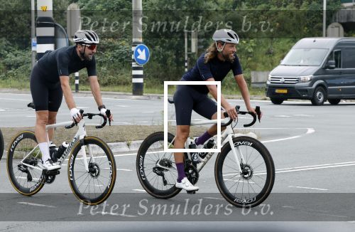 Blaricum 4 september 2024
Fietstocht met allemaal specialized S Works fietsen vanaf Blushing Blaricum van Gordon .
Oa doen mee , Winston Gerschtanowitz Louis Talpe Mark Tuitert Laurens ten Dam Roxane Knetemann Thomas v d Vlucht Johan Museeuw Thomas Dekker Ireen Wust Erben Wennemars  Joy Beune en haar partner Kjeld Nuis .