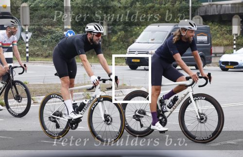 Blaricum 4 september 2024
Fietstocht met allemaal specialized S Works fietsen vanaf Blushing Blaricum van Gordon .
Oa doen mee , Winston Gerschtanowitz Louis Talpe Mark Tuitert Laurens ten Dam Roxane Knetemann Thomas v d Vlucht Johan Museeuw Thomas Dekker Ireen Wust Erben Wennemars  Joy Beune en haar partner Kjeld Nuis .