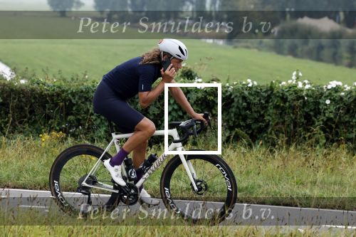 Blaricum 4 september 2024
Fietstocht met allemaal specialized S Works fietsen vanaf Blushing Blaricum van Gordon .
Oa doen mee , Winston Gerschtanowitz Louis Talpe Mark Tuitert Laurens ten Dam Roxane Knetemann Thomas v d Vlucht Johan Museeuw Thomas Dekker Ireen Wust Erben Wennemars  Joy Beune en haar partner Kjeld Nuis .