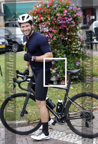Blaricum 4 september 2024
Fietstocht met allemaal specialized S Works fietsen vanaf Blushing Blaricum van Gordon .
Oa doen mee , Winston Gerschtanowitz Louis Talpe Mark Tuitert Laurens ten Dam Roxane Knetemann Thomas v d Vlucht Johan Museeuw Thomas Dekker Ireen Wust Erben Wennemars  Joy Beune en haar partner Kjeld Nuis .