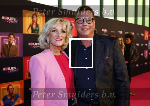 Den Bosch 28 september 2024
Premiere Rokjesdag in de Brabant hallen met in de cast oa Abbey Hoes, Leo Alkemade, Brigitte Heitzer, Lykele Muus, Bertrie Wierenga en Kiefer Zwart.Daarnaast zijn er onder meer rollen weggelegd voor Sinan Eroglu, Peter Bolhuis, Tineke Schouten, Patrick Martens en Maaike Martens. Tineke Schoutren met stiefzoon