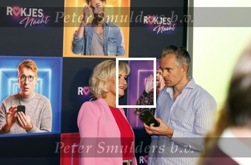 Den Bosch 28 september 2024
Premiere Rokjesdag in de Brabant hallen met in de cast oa Abbey Hoes, Leo Alkemade, Brigitte Heitzer, Lykele Muus, Bertrie Wierenga en Kiefer Zwart.Daarnaast zijn er onder meer rollen weggelegd voor Sinan Eroglu, Peter Bolhuis, Tineke Schouten, Patrick Martens en Maaike Martens. Tineke Schouten en Nick Dijkman