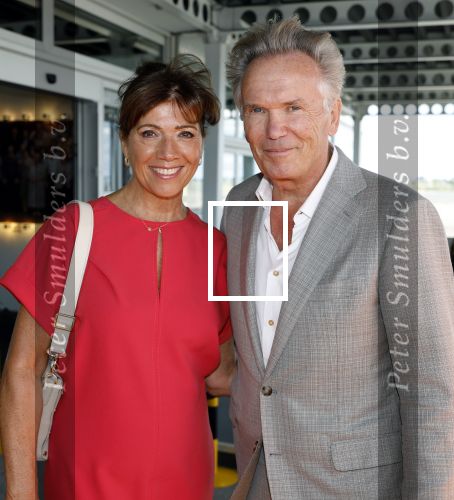 Katwijk 8 september 2024
Premiere Soldaat van Oranje in de Hangaar .Tom Egbers kwam met zijn v rouw Janke Dekker