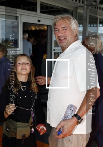 Katwijk 8 september 2024
Premiere Soldaat van Oranje in de Hangaar . Victor Reinier met zijn dochter