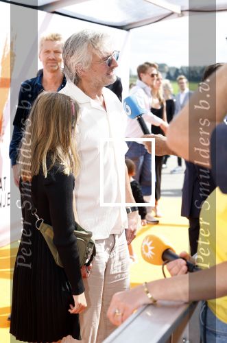 Katwijk 8 september 2024
Premiere Soldaat van Oranje in de Hangaar . Victor Reinier met dochter