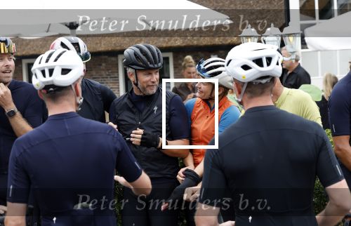 Blaricum 4 september 2024
Fietstocht met allemaal specialized S Works fietsen vanaf Blushing Blaricum van Gordon .
Oa doen mee , Winston Gerschtanowitz Louis Talpe Mark Tuitert Laurens ten Dam Roxane Knetemann Thomas v d Vlucht Johan Museeuw Thomas Dekker Ireen Wust Erben Wennemars  Joy Beune en haar partner Kjeld Nuis .