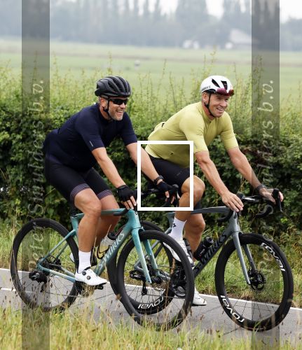 Blaricum 4 september 2024
Fietstocht met allemaal specialized S Works fietsen vanaf Blushing Blaricum van Gordon .
Oa doen mee , Winston Gerschtanowitz Louis Talpe Mark Tuitert Laurens ten Dam Roxane Knetemann Thomas v d Vlucht Johan Museeuw Thomas Dekker Ireen Wust Erben Wennemars  Joy Beune en haar partner Kjeld Nuis .