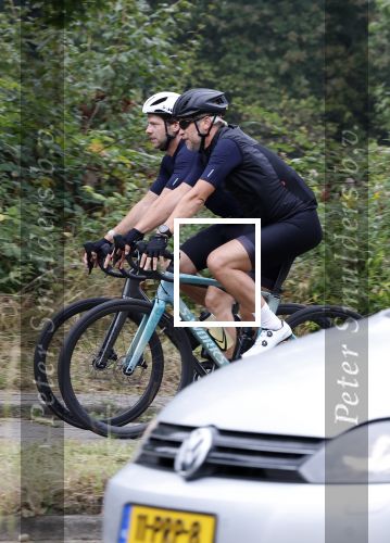 Blaricum 4 september 2024
Fietstocht met allemaal specialized S Works fietsen vanaf Blushing Blaricum van Gordon .
Oa doen mee , Winston Gerschtanowitz Louis Talpe Mark Tuitert Laurens ten Dam Roxane Knetemann Thomas v d Vlucht Johan Museeuw Thomas Dekker Ireen Wust Erben Wennemars  Joy Beune en haar partner Kjeld Nuis .