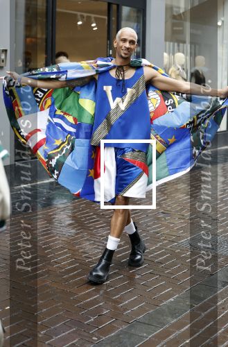 Amsterdam 3 september 2024
Opening van de Amsterdam Fashion Week AFW met een catwalk voor de Linda Foundation.
O.A. liepen mee , Worthy de Jong Winonah de Jong Dyantha Brooks Anouk Smulders Fockeline Ouwerkerk Dyanne Beekman Irene v d Laar Carolien Spoor Victoria Koblenko Zineb Fallouk Quinty Trustfull Tanja Jess Susan Visser IOris v Lunenberg Lauren Verster Marlijn Werdenburg Dani Bles Isa Hoes Anita Witzier Merel Westrik Hilmar Mulder Imanuelle Grives Vivian Slingerland (met dochter) en Hadewich Minis. Noa Vahle was aanwezig namens de Linda Foundation.