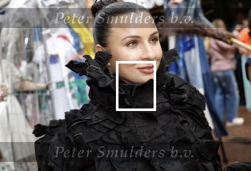 Amsterdam 3 september 2024
Opening van de Amsterdam Fashion Week AFW met een catwalk voor de Linda Foundation.
O.A. liepen mee , Worthy de Jong Winonah de Jong Dyantha Brooks Anouk Smulders Fockeline Ouwerkerk Dyanne Beekman Irene v d Laar Carolien Spoor Victoria Koblenko Zineb Fallouk Quinty Trustfull Tanja Jess Susan Visser IOris v Lunenberg Lauren Verster Marlijn Werdenburg Dani Bles Isa Hoes Anita Witzier Merel Westrik Hilmar Mulder Imanuelle Grives Vivian Slingerland (met dochter) en Hadewich Minis. Noa Vahle was aanwezig namens de Linda Foundation.