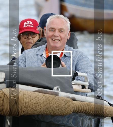 Amsterdam 24 augustus 202
Prins Maurits en Prinses MarilÃ¨ne hebben drie kinderen: Anna (geboren in 2001), Lucas (geboren in 2002), en Felicia (geboren in 2005). Hun volledige achternaam is Van Lippe-Biesterfeld van Vollenhoven . Prins Maurits neemt met zijn gezin de Vlootschouw af tijdens de laatste dag van Sail. Ze varen met de Groene Draeck. Albert Nieboer