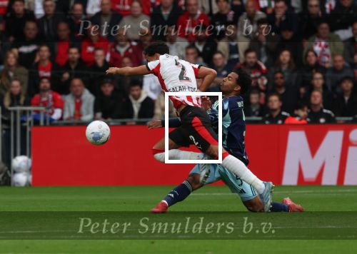 Eindhoven, 21 September 2025
PSV-AJAX, Eindstand 2-2
Kompetitie seizoen 2025-2026
Anass Salah-Eddine met Owen Wijndal