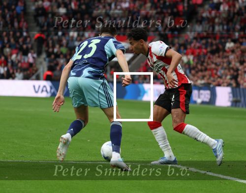 Eindhoven, 21 September 2025
PSV-AJAX, Eindstand 2-2
Kompetitie seizoen 2025-2026
Anass Salah-Eddine met Steven Berghuis