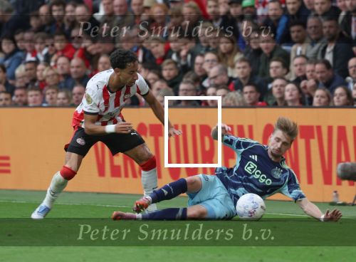 Eindhoven, 21 September 2025
PSV-AJAX, Eindstand 2-2
Kompetitie seizoen 2025-2026
Anass Salah-Eddine metKenneth Taylor