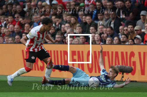 Eindhoven, 21 September 2025
PSV-AJAX, Eindstand 2-2
Kompetitie seizoen 2025-2026
Anass Salah-Eddine metKenneth Taylor