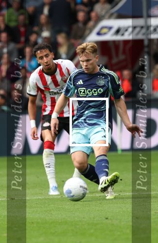 Eindhoven, 21 September 2025
PSV-AJAX, Eindstand 2-2
Kompetitie seizoen 2025-2026
Anass Salah-Eddine met Steven Berghuis