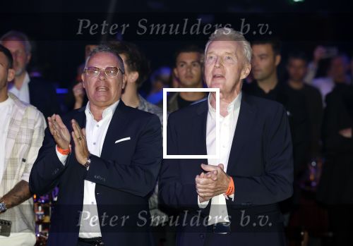 Tilburg 29 september 2025
Buma prijzen worden uitgereikt in 013 in Tilburg . Andre v Duin krijgt ouevre Award uit handen van Jan Rietman . Andre kwam met partner Fernando Reyes.
