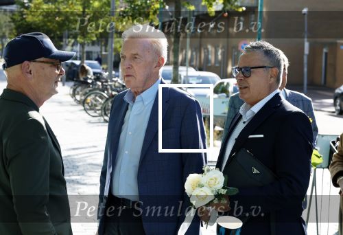 Rotterdam 22 september 2025
Herdenkingsbijeenkomst voor Joke Bruijs in Theater Walhalla . Andre v Duin met partner en Sjoerd Pleijsier