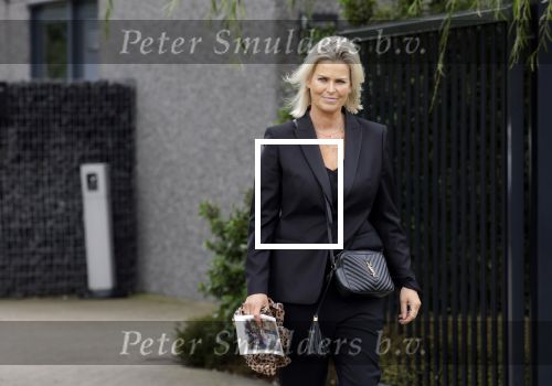 Rotterdam 20 september 2025
Crematie Gerard Cox bij crematorium de Hoeksche Waard. Antoinette Scheulderman