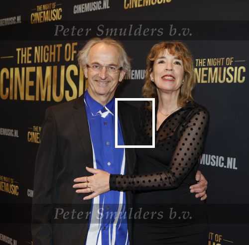 Amsterdam 12 september 2025
Uitreiking Cinemusic Rembrandt Oeuvre Award - tijdens The Night Of Cinemusic in het Concertgebouw. Jeroen Krabbe krijgt Ouvre prijs uit handen van Rene Mioch . Ate de Jong met zijn vrouw