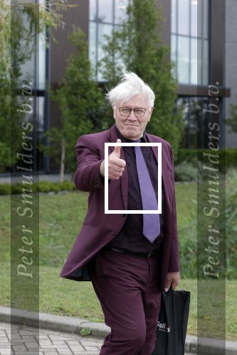 Rotterdam 20 september 2025
Crematie Gerard Cox bij crematorium de Hoeksche Waard. Barrie Stevens