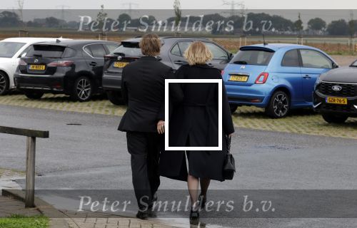 Rotterdam 20 september 2025
Crematie Gerard Cox bij crematorium de Hoeksche Waard. bastiaan ragas en Tooske Ragas