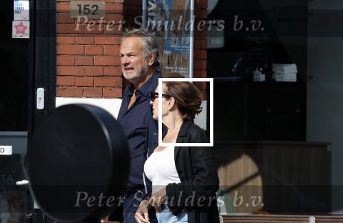 Amsterdan 25 augustus 2025
Bert Kuizenga met zijn vrouw op straat in Amsterdam zuid