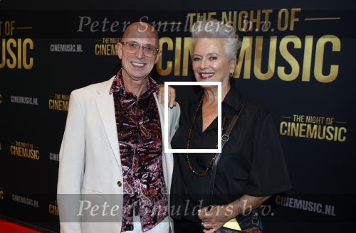 Amsterdam 12 september 2025
Uitreiking Cinemusic Rembrandt Oeuvre Award - tijdens The Night Of Cinemusic in het Concertgebouw. Jeroen Krabbe krijgt Ouvre prijs uit handen van Rene Mioch .  Doris Baaten en partner