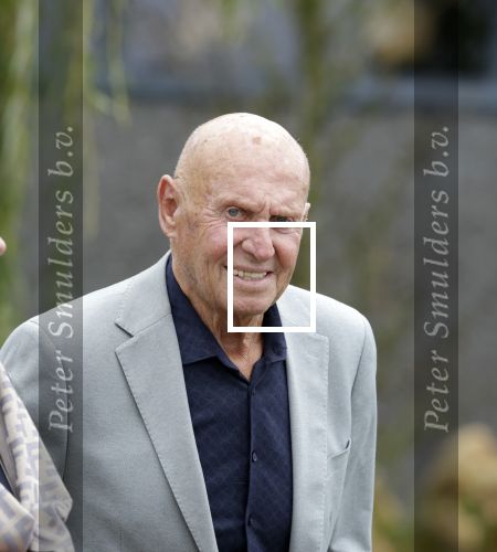 Rotterdam 20 september 2025
Crematie Gerard Cox bij crematorium de Hoeksche Waard. Eddy Treijtel met zijn vrouw