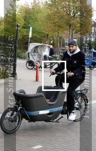 Amsterdam 26 september 2025
Edson da Graca op de bakfiets in Amsterdam.
