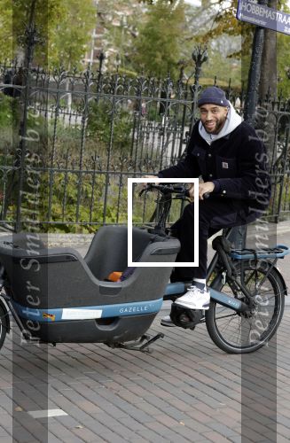 Amsterdam 26 september 2025
Edson da Graca op de bakfiets in Amsterdam.