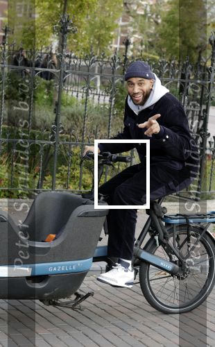 Amsterdam 26 september 2025
Edson da Graca op de bakfiets in Amsterdam.