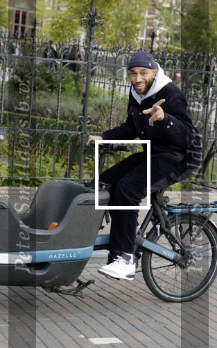 Amsterdam 26 september 2025
Edson da Graca op de bakfiets in Amsterdam.
