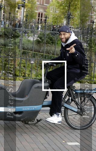 Amsterdam 26 september 2025
Edson da Graca op de bakfiets in Amsterdam.