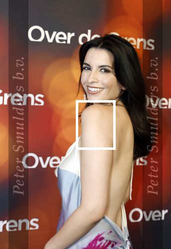 Amsterdam 26 augustus 2025
Premiere over de Grens in het vondelpark . De cast bestaat uit Manuel Broekman Jasmine Sendar Nienke Plas Vincent Banic en Elisabeth Puglia.