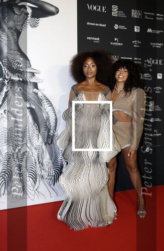 Rotterdam 27 september 2025
Opening show Iris v Herpen in de kunsthal in Rotterdam. Fenna Ramos