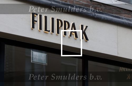 Amsterdam 26 augustus 2026
Logo\'s van de winkels op de pc hooftstraat . DE Winkelstraat van Nederland . Philppa K