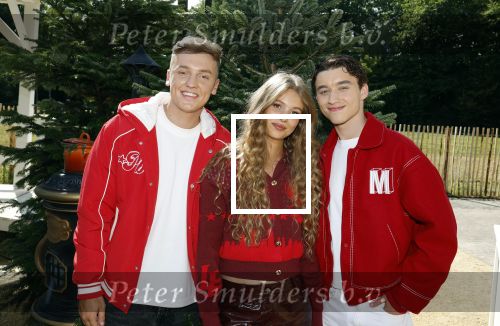 Kaatsheuvel 8 september 2025
Persevent van de Gi-Ga Gantische Kerstshow in de efteling met oa Rene Froger Gert Verhulst Kabouter Plop K3 en Marie Verhulst . GenZ