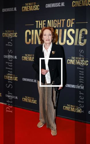 Amsterdam 12 september 2025
Uitreiking Cinemusic Rembrandt Oeuvre Award - tijdens The Night Of Cinemusic in het Concertgebouw. Jeroen Krabbe krijgt Ouvre prijs uit handen van Rene Mioch . Gerrie v d Klei