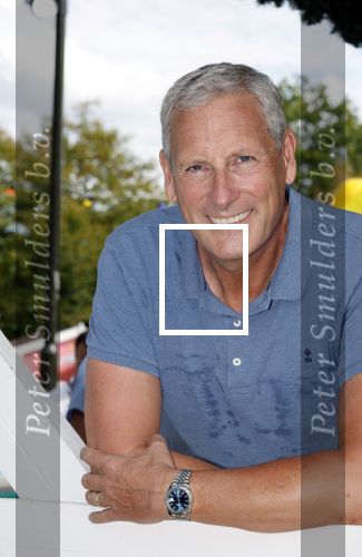 Kaatsheuvel 8 september 2025
Persevent van de Gi-Ga Gantische Kerstshow in de efteling met oa Rene Froger Gert Verhulst Kabouter Plop K3 en Marie Verhulst .