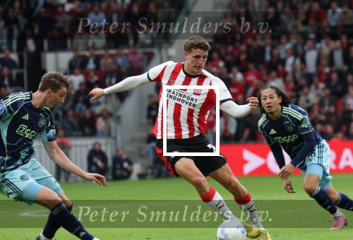 Eindhoven, 21 September 2025
PSV-AJAX, Eindstand 2-2
Kompetitie seizoen 2025-2026
Guus Til en Kian Fitz-Jim