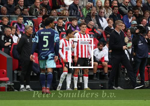 Eindhoven, 21 September 2025
PSV-AJAX, Eindstand 2-2
Kompetitie seizoen 2025-2026
Guus Til en Mauro Junior als invallers