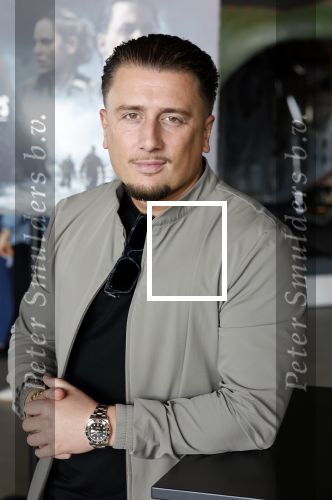 Soest 12 september 2025
Presentatie Special Forces Vips met oa Djarno Hofland Cherry Ann Person Jody Bernald Fajah Lourens Rachel John Farja Farvardin (Fawrynotsawry) Dylan Hoogerwerf Nikki Koppedraaijer  Matthijs Groenevelt Dennis Kok Bas Kremer en Erik Wegenwijs . De presenatie was in het Nationaal Militair Museum . Harrie Snijders