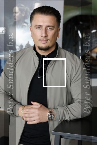 Soest 12 september 2025
Presentatie Special Forces Vips met oa Djarno Hofland Cherry Ann Person Jody Bernald Fajah Lourens Rachel John Farja Farvardin (Fawrynotsawry) Dylan Hoogerwerf Nikki Koppedraaijer  Matthijs Groenevelt Dennis Kok Bas Kremer en Erik Wegenwijs . De presenatie was in het Nationaal Militair Museum . Harrie Snijders