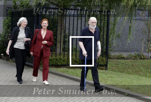 Rotterdam 20 september 2025
Crematie Gerard Cox bij crematorium de Hoeksche Waard. Hugo Metsers Pleuni Touw en Loes Luca