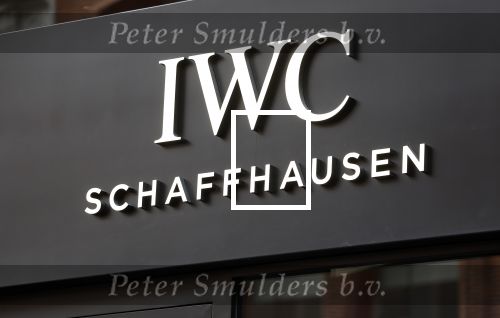 Amsterdam 26 augustus 2026
Logo\'s van de winkels op de pc hooftstraat . DE Winkelstraat van Nederland . IWC