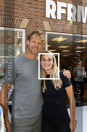 Enkhuizen 30 augustus 2025
Irene Schouten opent met haar compagnon Susan Bakker de tweede RFRMR  .RFRMR is een pilates studio . Irene Schouten met haar man Dirk Jan